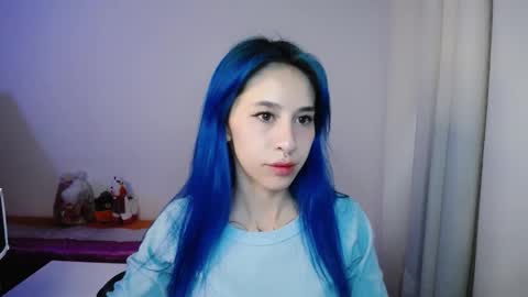 Maca online show from November 28, 2025, 9:50 pm