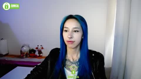 Maca online show from December 20, 2025, 2:35 pm