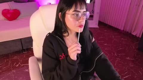 Snapshot of dakota_wrist chatting on September 26, 2025, 5:00 am dakota_wrist online show from September 26, 2025, 5:00 am