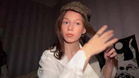 Carrie online show from October 31, 2025, 12:28 pm