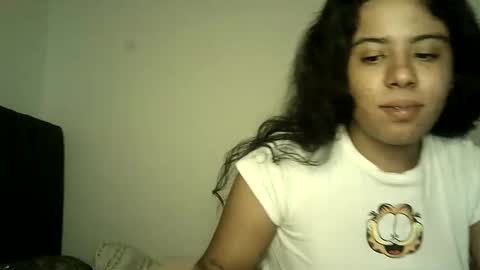 Estefany online show from May 19, 2026, 1:56 am