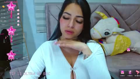 Dakotha  online show from February 22, 2025, 9:34 am