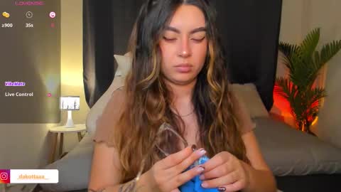 dakottaa__ online show from March 24, 2026, 11:43 pm