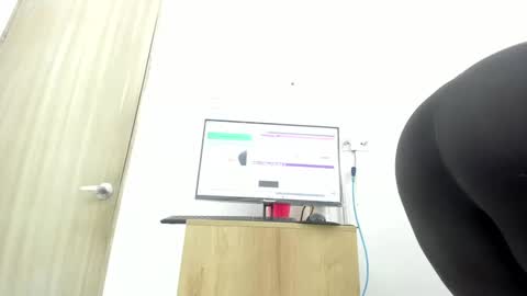  Ren  online show from September 20, 2025, 12:44 am