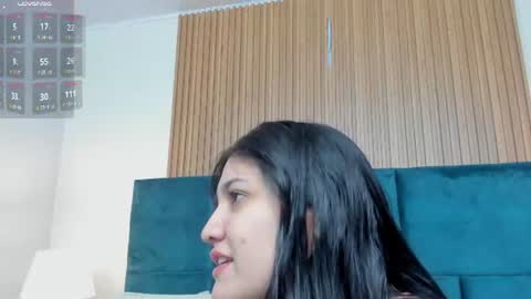 Snapshot of dalia_alissa chatting on June 19, 2026, 12:31 pm Violeta online show from June 19, 2026, 12:31 pm