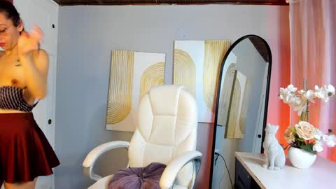 Dalia online show from February 4, 2025, 1:59 pm