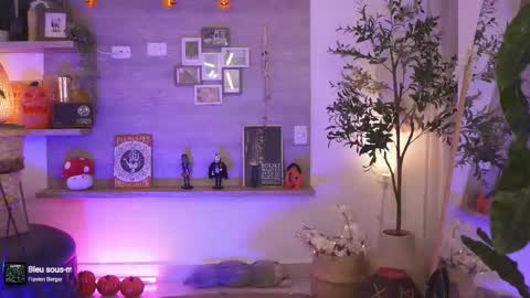 Dalia Morgan online show from October 15, 2025, 8:31 pm