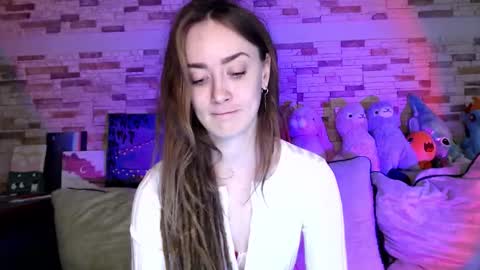 Dalia  online show from October 6, 2025, 9:07 am