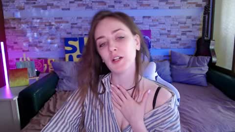 Snapshot of dalia_peach chatting on April 7, 2026, 10:37 am Dalia online show from April 7, 2026, 10:37 am