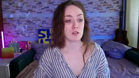 Snapshot of dalia_peach chatting on April 14, 2026, 10:32 am Dalia online show from April 14, 2026, 10:32 am
