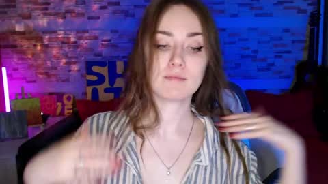 Snapshot of dalia_peach chatting on May 4, 2026, 10:44 am Dalia online show from May 4, 2026, 10:44 am