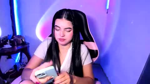 Dalia April online show from March 22, 2026, 3:21 am