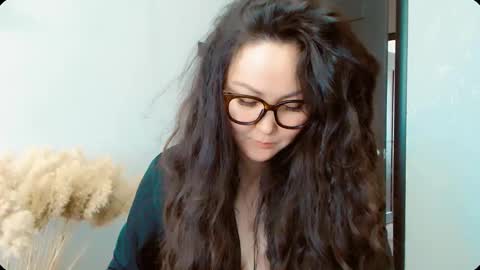 Dali online show from October 13, 2025, 5:51 am