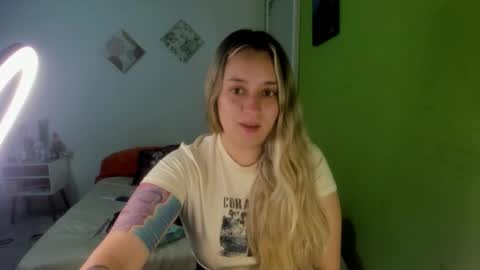 Dalila online show from November 23, 2025, 5:07 am