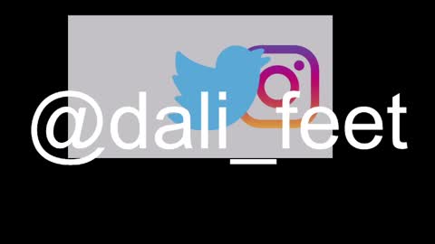Snapshot of dalila_oficials chatting on April 28, 2026, 11:37 am online show from April 28, 2026, 11:37 am