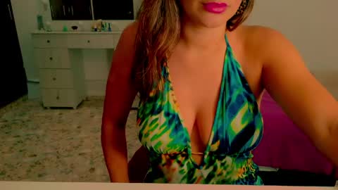 Snapshot of dalila_sexxx chatting on June 9, 2026, 3:51 am Dalila online show from June 9, 2026, 3:51 am