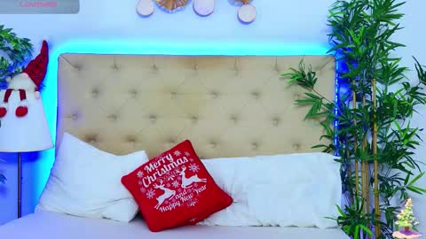 daliyaa_ online show from December 18, 2025, 1:06 pm