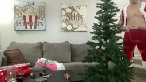 Dallas Dom online show from December 1, 2025, 3:44 am