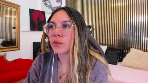 Dallulah boobs online show from April 18, 2026, 12:20 pm