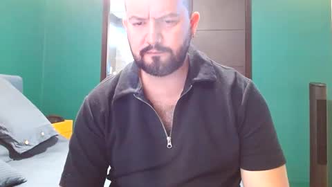 daltonthebear online show from September 17, 2025, 10:33 pm