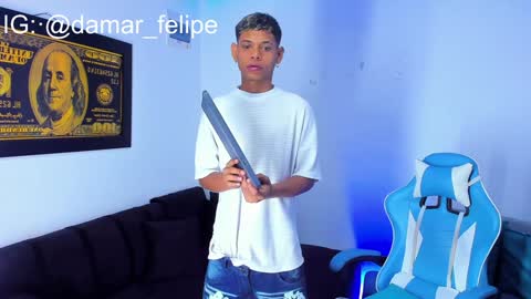 Snapshot of damar_felipe chatting on January 22, 2025, 2:37 am damar_felipe online show from January 22, 2025, 2:37 am