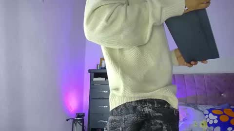 Snapshot of damar_felipe chatting on February 7, 2026, 9:51 pm damar_felipe online show from February 7, 2026, 9:51 pm