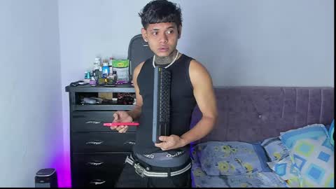 damar_felipe online show from June 3, 2026, 11:54 pm
