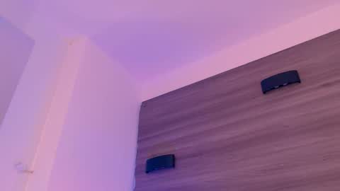         online show from February 26, 2026, 6:12 am