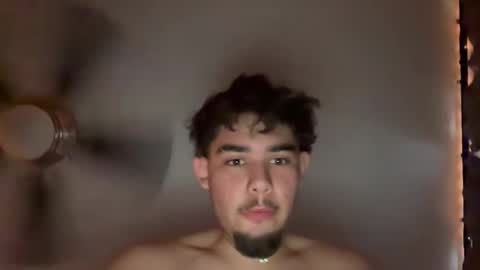 Snapshot of damiam_xj chatting on December 16, 2024, 2:49 pm damiam xj online show from December 16, 2024, 2:49 pm