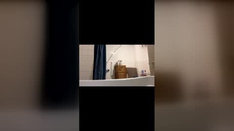 Snapshot of damian69669 chatting on December 1, 2025, 7:52 pm damian69669 online show from December 1, 2025, 7:52 pm