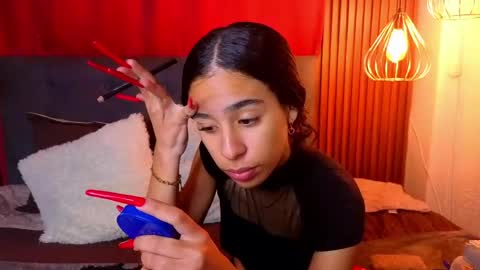 damian_n_lissa online show from May 13, 2026, 1:03 am