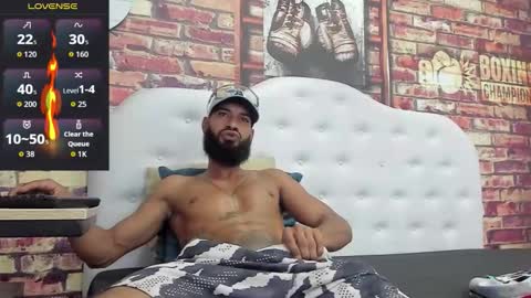 damian_shakur online show from December 5, 2025, 11:41 am