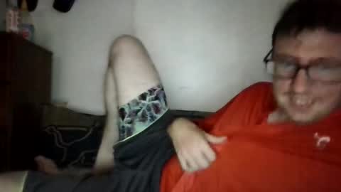 Snapshot of damianlions chatting on June 6, 2026, 11:31 pm Damian online show from June 6, 2026, 11:31 pm