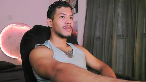 Snapshot of damiann_rees chatting on May 13, 2026, 12:02 pm instagram damiannreed. online show from May 13, 2026, 12:02 pm