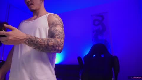 insta damn8   --------  online show from December 4, 2024, 1:03 am