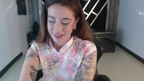 Snapshot of damiaoshun_ch chatting on June 1, 2026, 10:22 pm Damia online show from June 1, 2026, 10:22 pm