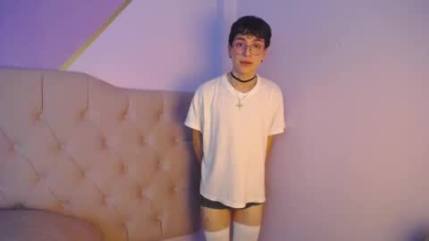 Damiian21  online show from March 8, 2025, 2:08 pm