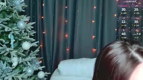 Snapshot of damn_bae__ chatting on January 14, 2026, 2:39 am Julia online show from January 14, 2026, 2:39 am