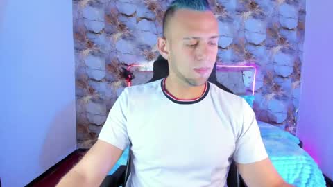 Snapshot of damon_baker0 chatting on April 22, 2026, 2:51 pm Damon bakert online show from April 22, 2026, 2:51 pm