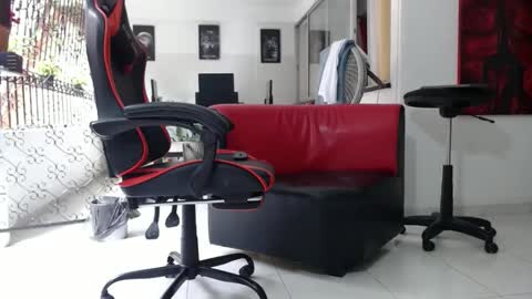 damyan_2003 online show from December 26, 2024, 2:27 pm