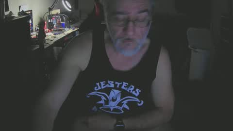 dan137111 online show from April 7, 2026, 12:16 pm