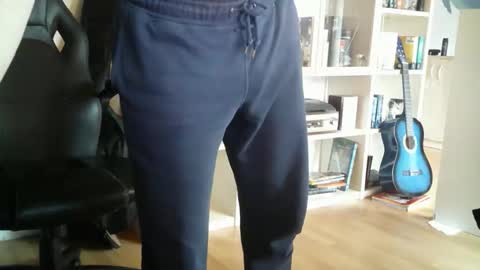 Dan Snow online show from November 24, 2025, 12:49 pm