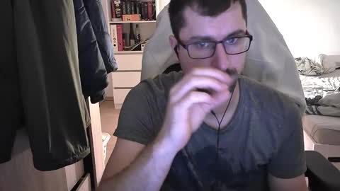 King Dan online show from December 1, 2024, 10:32 pm