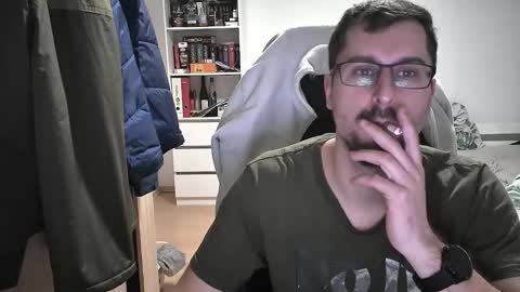 King Dan online show from December 4, 2024, 7:12 pm