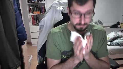 King Dan online show from December 22, 2024, 7:31 pm