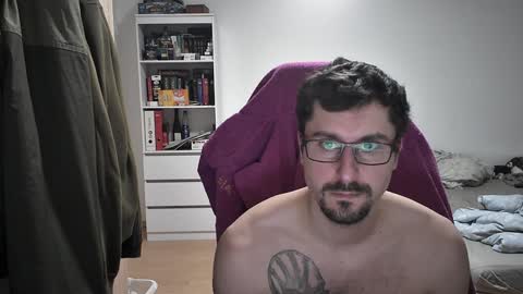 King Dan online show from February 3, 2025, 6:49 pm