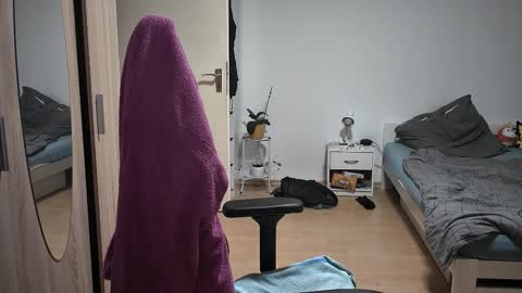 King Dan online show from September 13, 2025, 6:40 pm