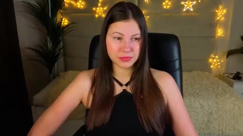 Dana Dom online show from December 22, 2025, 1:46 am