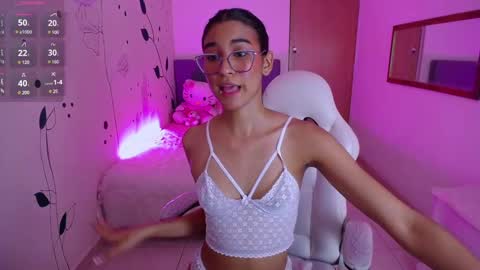 dana_paula online show from January 23, 2025, 6:03 pm
