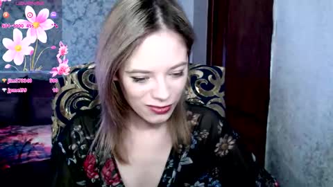 Dana SmileX online show from February 5, 2026, 8:24 pm